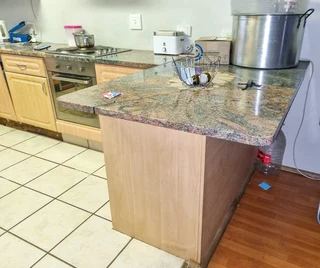 Ideal Townhouse, Prime Spot! | Ntlo e Loketseng, Sebaka se Setle!