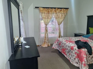 Ideal Townhouse, Prime Spot! | Ntlo e Loketseng, Sebaka se Setle!