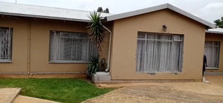 Spacious 4-Bedroom House for Rent in Heidelberg