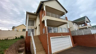 4 Bedroom House For Sale in Mount Edgecombe