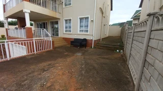 4 Bedroom House For Sale in Mount Edgecombe