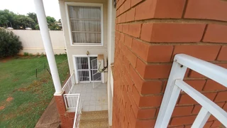 4 Bedroom House For Sale in Mount Edgecombe