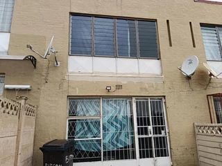 Charming 2-Bedroom Flat for Sale/Rent in Turffontein, Johannesburg