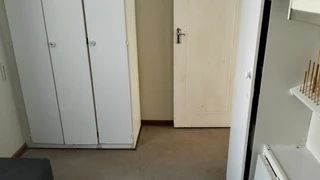 Charming 3-Bedroom Townhouse: Comfort and Style in Arboretum