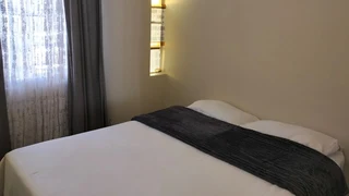 Charming 3-Bedroom Townhouse: Comfort and Style in Arboretum