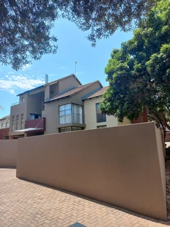 Introducing a Beautiful 3 Bedroom, 2 Bathroom Apartment: