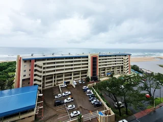 Spacious 3 Bedroom Beach Side Apartment