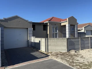 2-Bedroom Home for Sale – Rondevlei Park