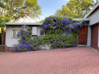 Secure 1-bedroom Cottage / Flatlet With Own Entrance