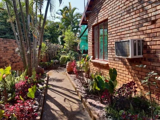 Live the Dream: Spacious 4-Bedroom Home Awaits!