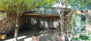 BEST BUY EVER.BEAUTIFUL MOUNTAIN VIEW.DUBBEL STORY HOUSE.BOREHOLE