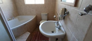 BEST BUY EVER.BEAUTIFUL MOUNTAIN VIEW.DUBBEL STORY HOUSE.BOREHOLE