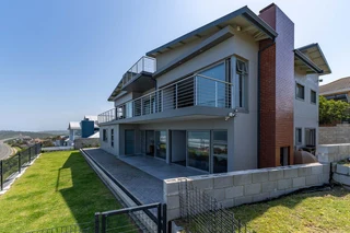 Modern coastal home in Pienaarstrand with the best ocean views in the area!
