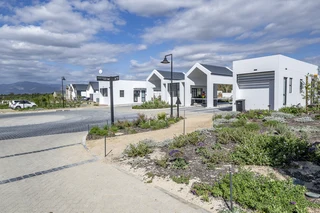 Vacant Plot with magnificent mountain views