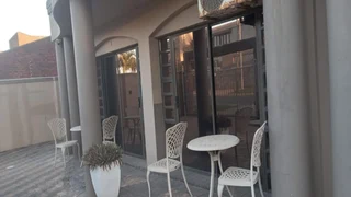 SPACIOUS FLATLET WITH BEAUTIFUL SEA VIEWS TO RENT