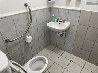 Warehouse in sought after park in Capricorn