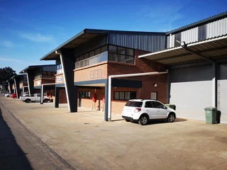 180sqm Warehouse To Let in Waterfall | Swindon Property