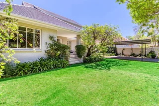 Spacious 6 Bedroom Family Home with Modern Features and Off-Grid Capabilities