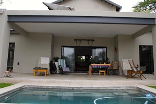 Furnished rental in Moditlo Nature Reserve!