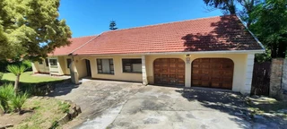 Beacon Bay home for a large family