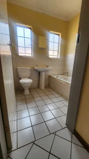 4 Bedroom House To Rent In Amandasig