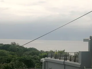 3 bedroom duplex close to the sea!