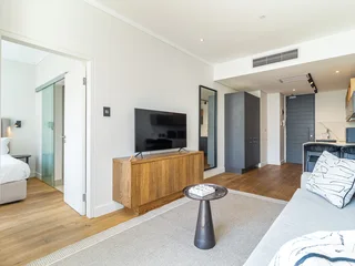 Stylish 1-Bedroom Flat in Cape Town CBD