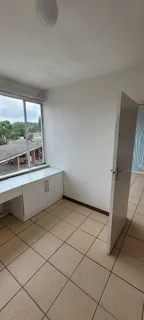 1 Bedroom Flat to rent &#64; Joy-Anne Court  in Amalinda Close to Frere Hospital