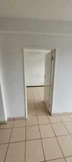 1 Bedroom Flat to rent &#64; Joy-Anne Court  in Amalinda Close to Frere Hospital