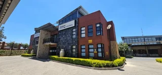 278sqm Stunning Office space t lease at Carlswald Decor Centre Midrand