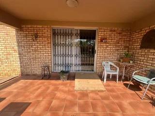 Neat and Secure Ground Floor Unit in a Safe Complex