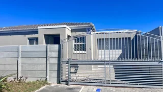 Beautiful 3 Bedroom House
