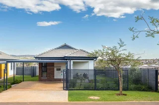 3 Bedroom Home For Sale in Capital View Estate, Lotus Gardens, Pretoria
