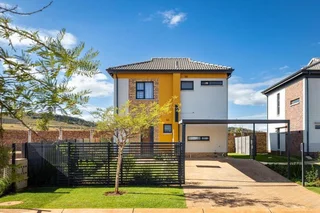 3 Bedroom Home For Sale in Capital View Estate, Lotus Gardens, Pretoria
