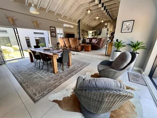 Stunning, Single-Level Family Home with Modern Finishes