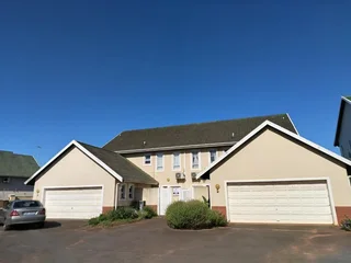 3 BED 3 BATH TOWNHOUSE- PET FRIENDLY- SOLE MANDATE
