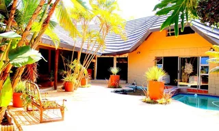 3 bedroom house for sale in Bendor (ideal for a guest house)
