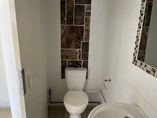 Office in secure Park in Capricorn