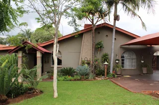 Beautiful family home for sale in Valhalla