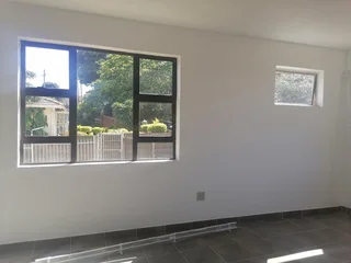 FULLY LETTED 24 BEDROOM RESIDENTIAL BLOCK OF FLATS . IDEAL STUDENT AND RESIDENTIAL INVESTMENT.