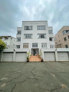 *Stunning 2. 5 Bedroom Apartment for Rent in Musgrave*