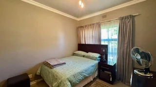 Luxurious Family Home with Flatlet in Prime Location**