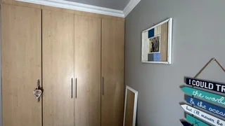 Luxurious Family Home with Flatlet in Prime Location**