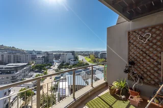 Prestigious Penthouse Living in the Heart of the Northern Suburbs