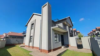 For the connoisseur home buyer who appreciates modern living with sleek style