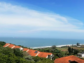 Autumn Special - Extravagant Step Less Apartment With Majestic Sea Views - No Transfer Duty