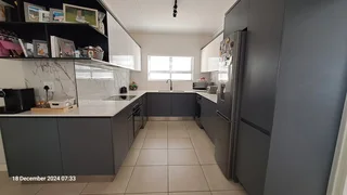 Luxury Ground floor 3 bedroom to buy in The Huntsman