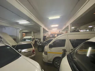 WAREHOUSE IN BRIARDENE