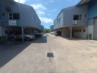 Premium grade warehouse available for Let in a prestigious gated complex in Briardene