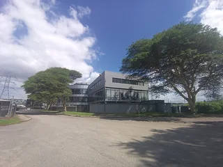 A Perfect Blend of Private Offices &amp; Open-Plan Work Areas